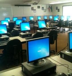 Computer lab at Sultan High School